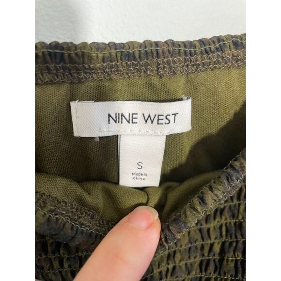 Nine West women’s sz Small square neck long sleeve green leopard print blouse - Picture 2 of 8
